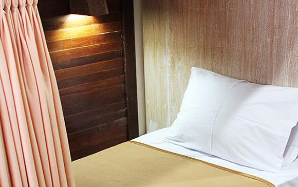 Hostel Rumah Kayu Bali *