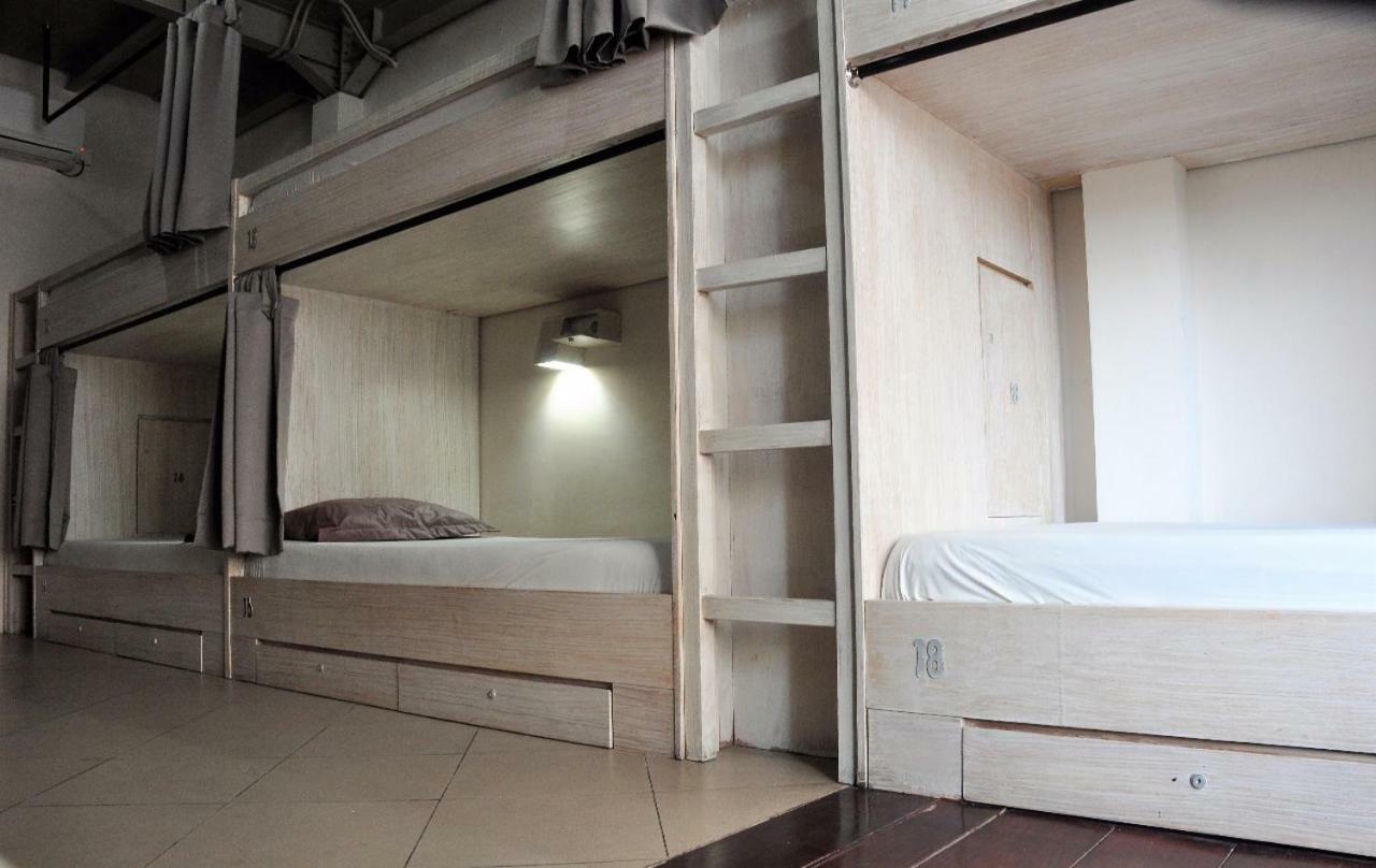 Hostel Rumah Kayu Bali *
